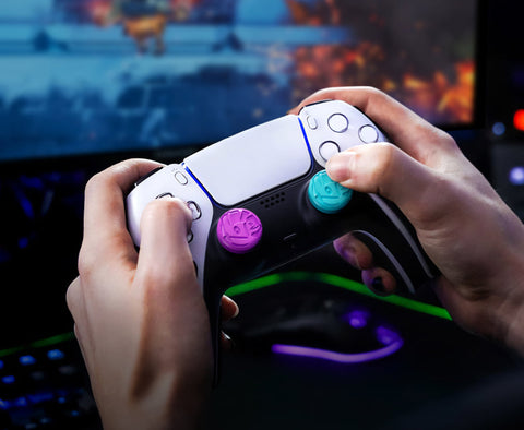 Fortnite® Universal No-Slip Thumb Grips Supply Llama Edition